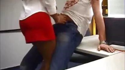 Lesbian bersenang-senang di Moskow film sex jepang semi