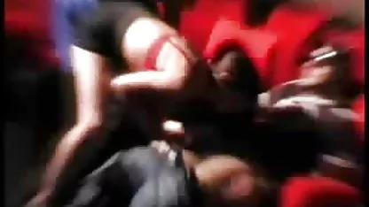 Penetrasi ganda di tepi laut bioskop bokep jepang