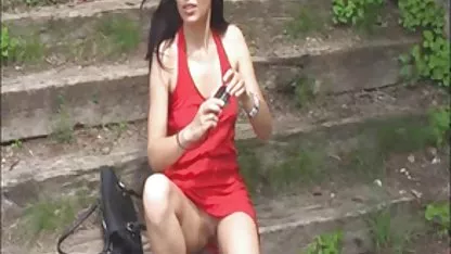 Liz pelangi, istri selingkuh japan movie hitam, Emas