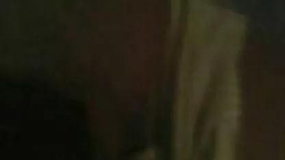 Sadie Holmes yang video seks semi jepang melekat pada tongkat besar dan mengalahkan muda yang tidak bersalah